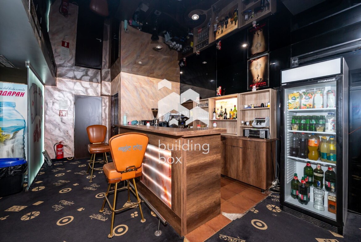 Търговско помещение/Магазин на главен булевард - Град Пловдив - 0