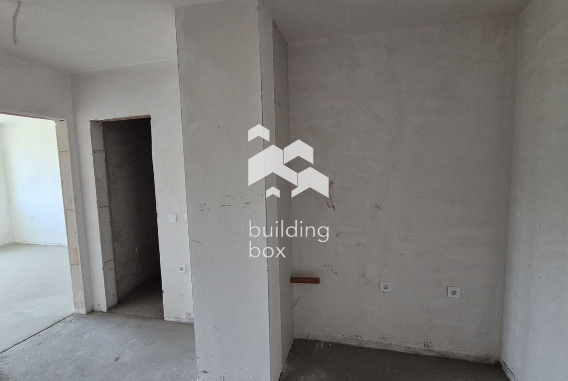 Четиристаен апартамент - кв. Христо Смирненски - 0