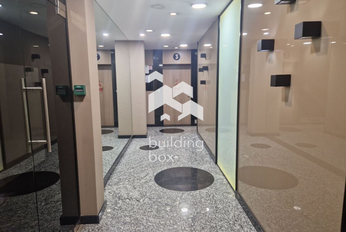 Двустаен апартамент в Гео Милев - 0