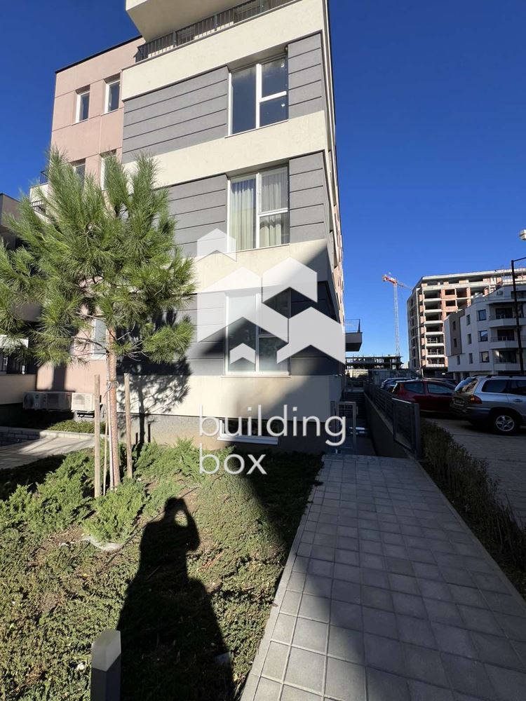 Двустаен апартамент под наем - 0