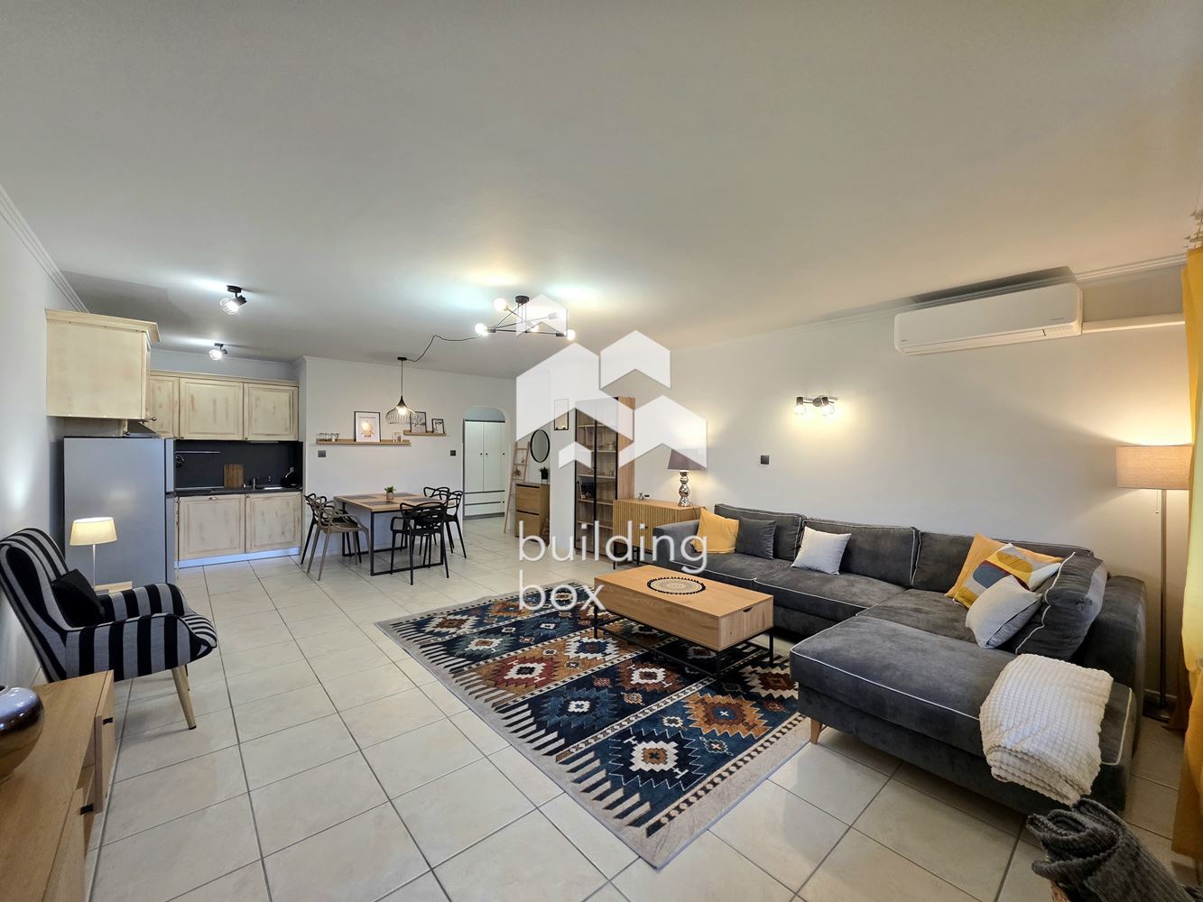 Тристаен апартамент в Лозенец - 0