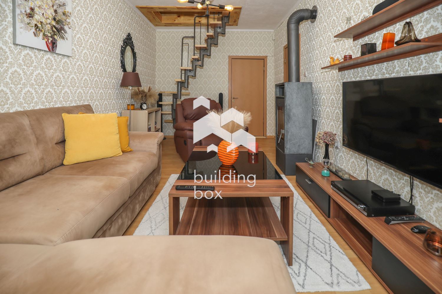 Къща в с. Владая - 0