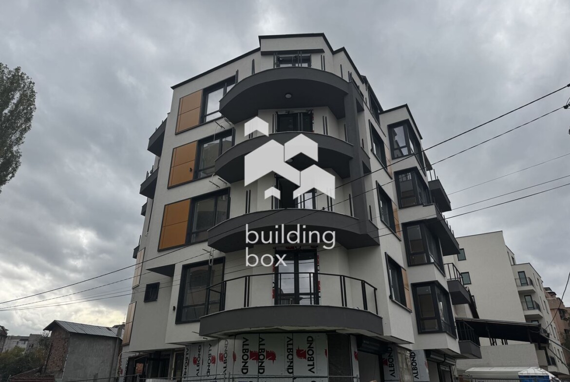 Тристаен апартамент - Люлин Център - 0