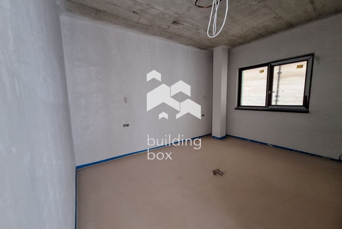 Тристаен апартамент - кв. Обеля - 0