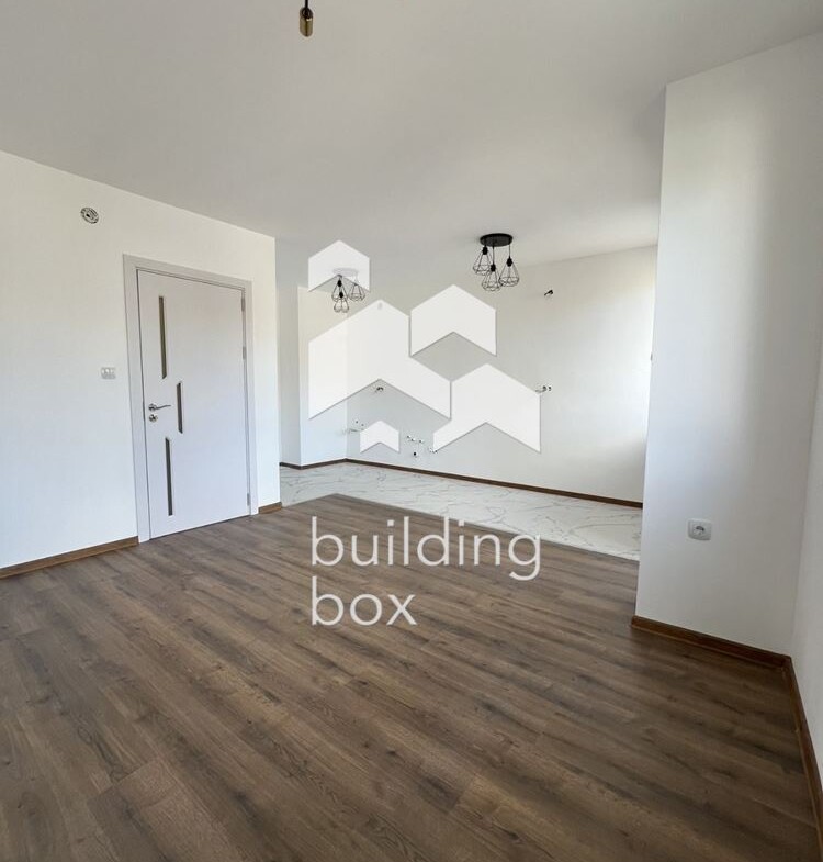 Просторен и светъл тристаен апартамент - гр. Сандански - 0