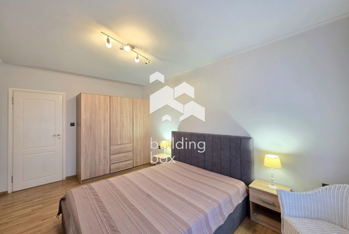 Тристаен апартамент в Лозенец - 0