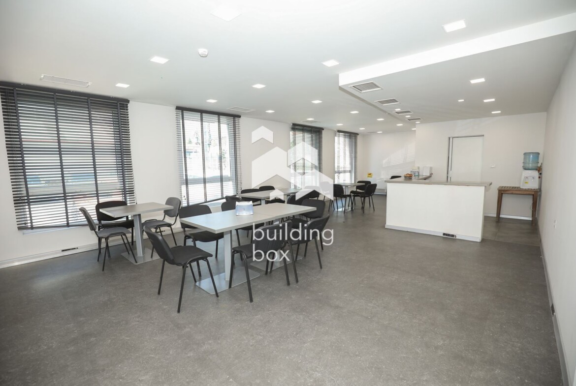 Луксозна Офис Сграда на Околовръстен Път - 0