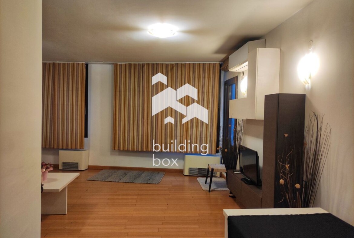 Просторен двустаен апартамент в комплекс "Силвър Сити" до Парадайс Център - 0