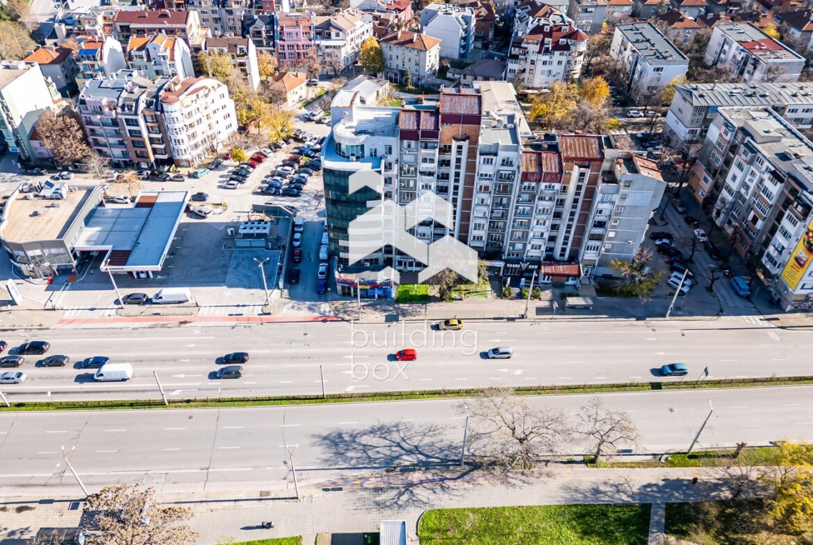 Търговско помещение/Магазин на главен булевард - Град Пловдив - 0