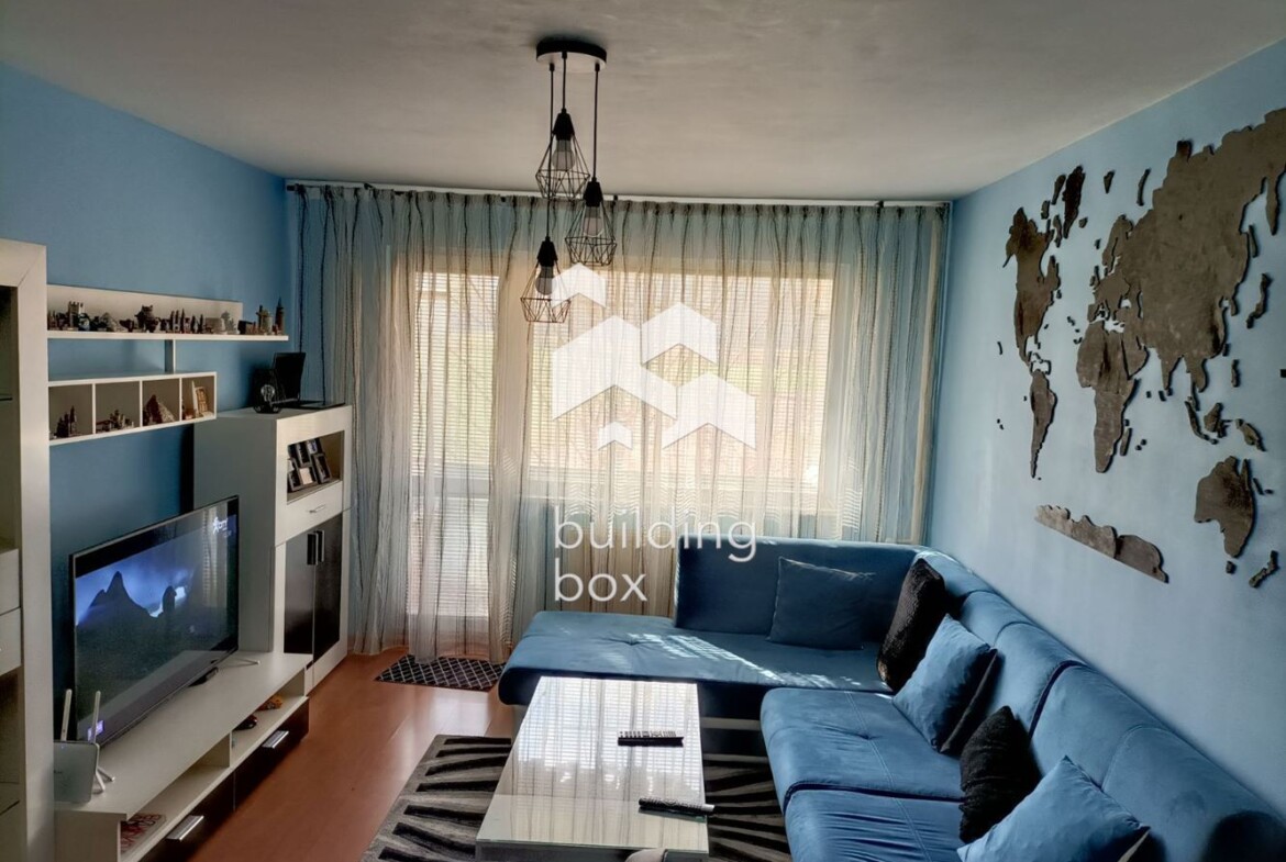 Тристаен апартамент в Люлин 9 - 0