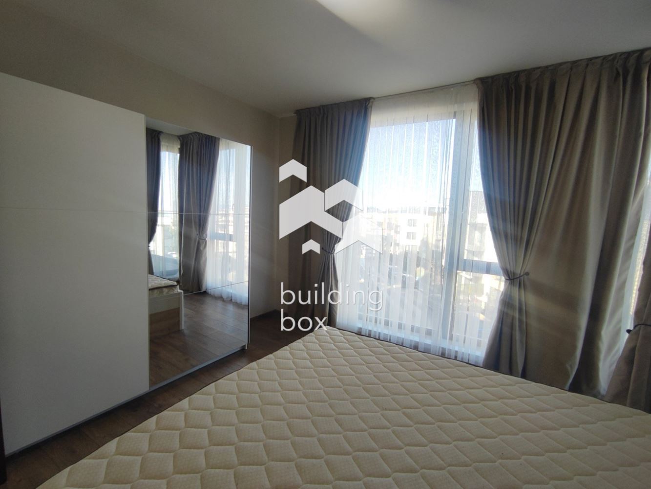 Изключително просторен и модерен тристаен апартамент в кв. Драгалевци - 0