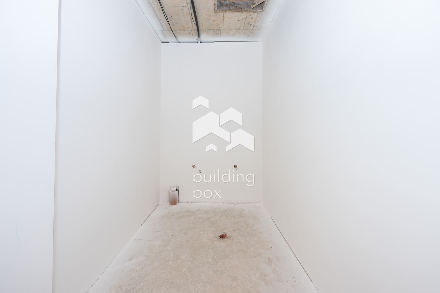 Едноетажна къща със страхотна панорама в Марково - 0