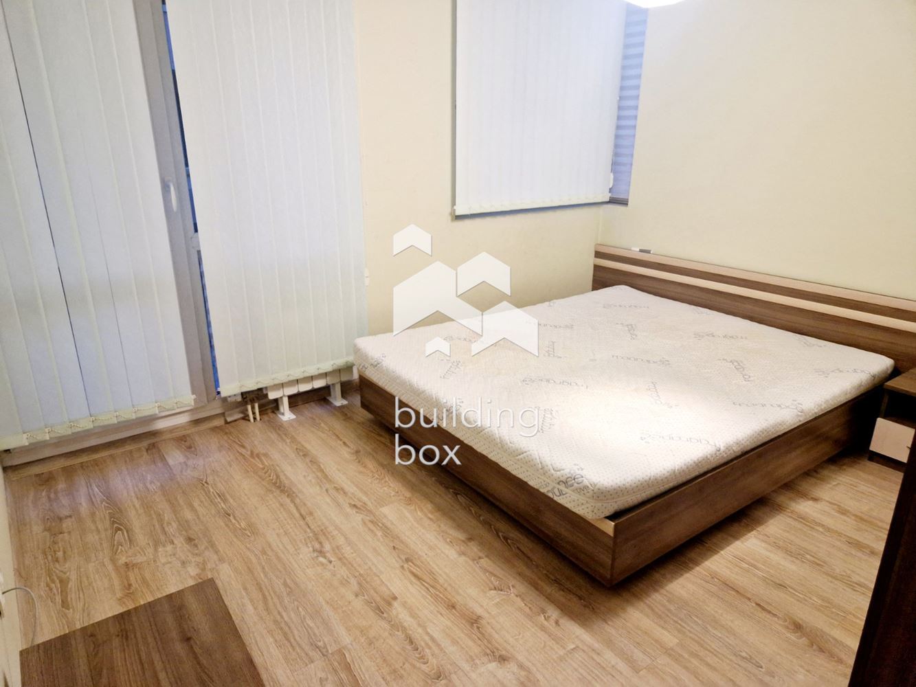 Двустаен апартамент в Гео Милев - 0