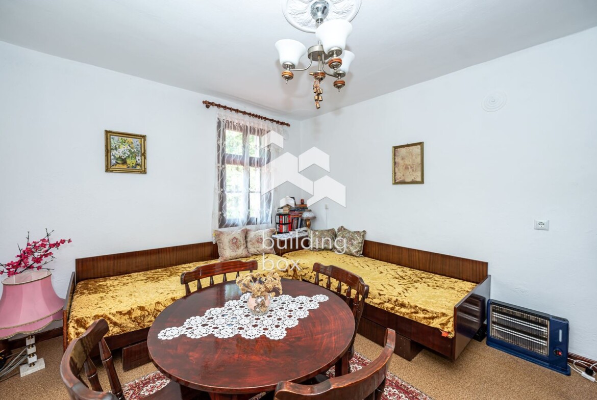 Двуетажна къща - гр. Калофер - 0