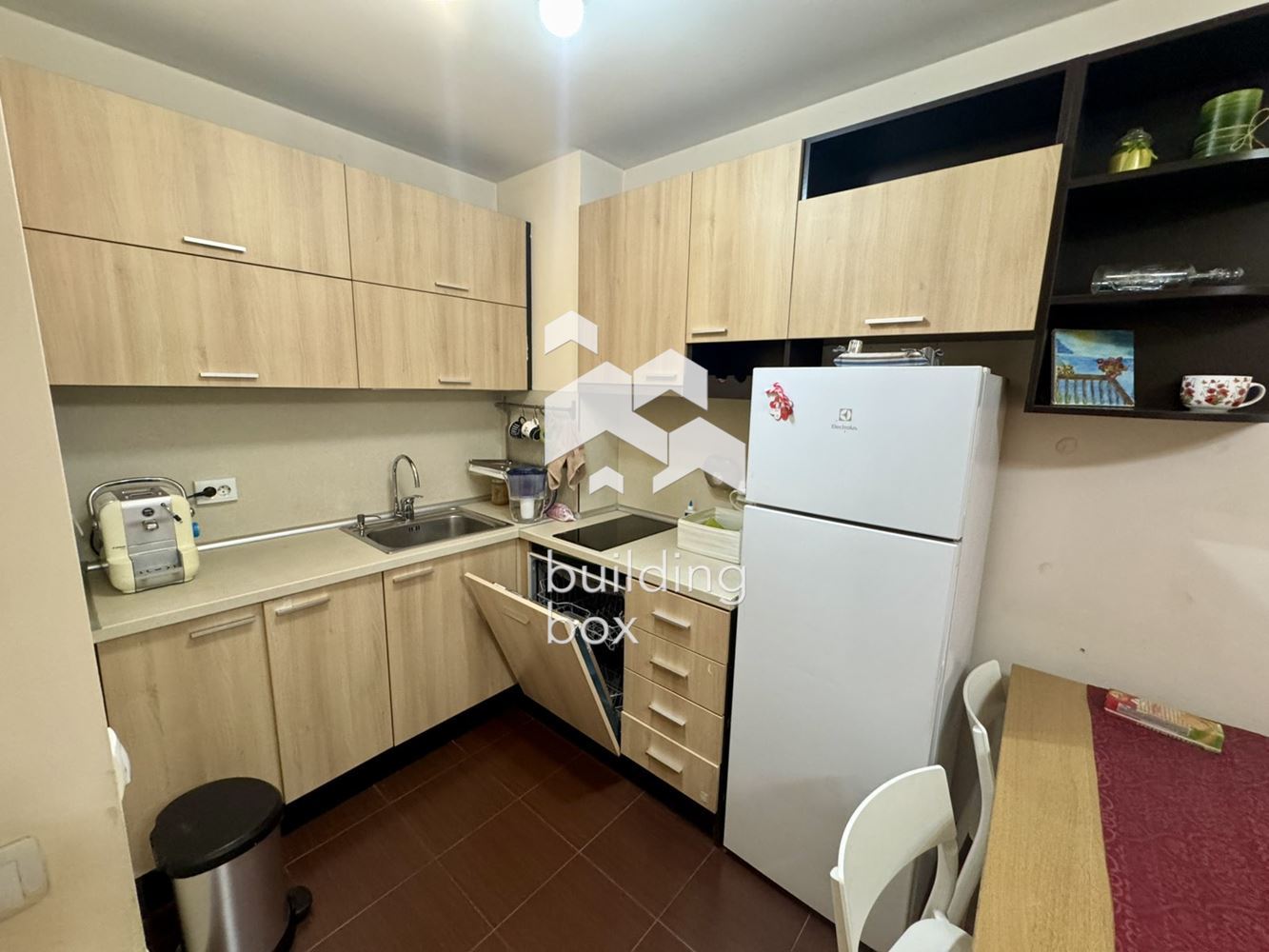 Двустаен апартамент в Банишора - 0