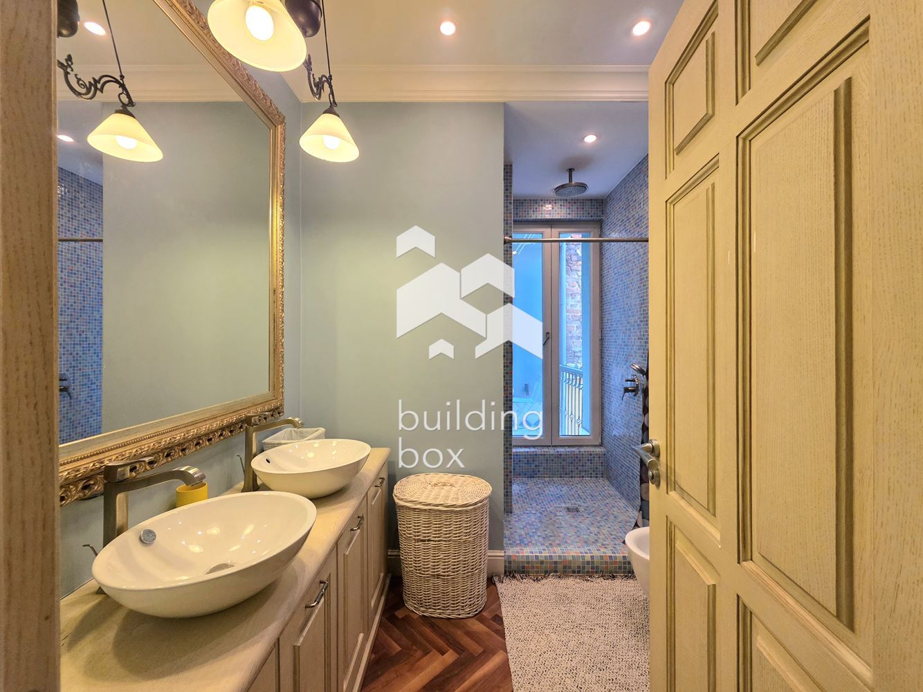 Премиум двустаен апартамент на премиум локация - 0