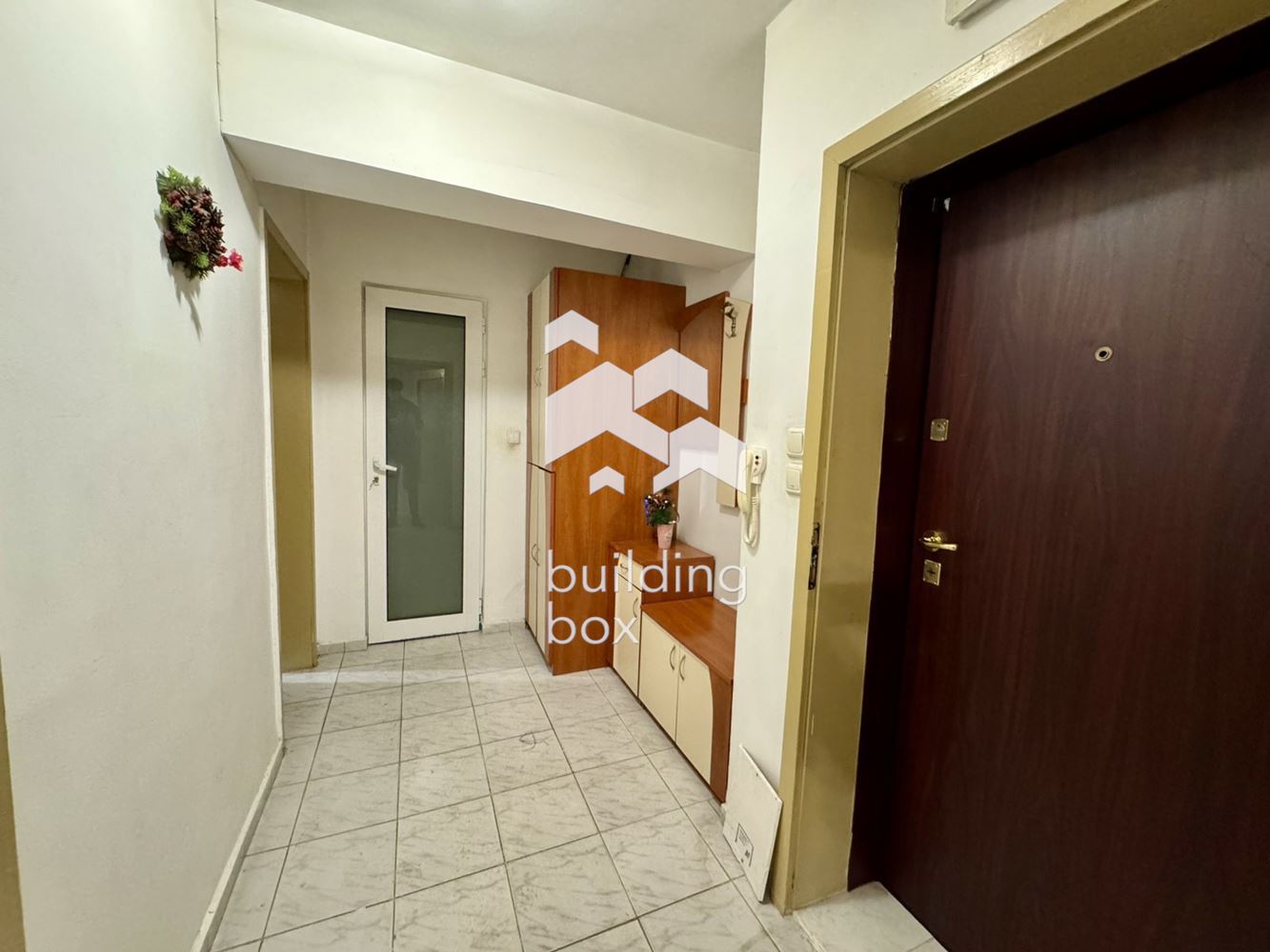 Двустаен апартамент точно до Парадайс мол - 0