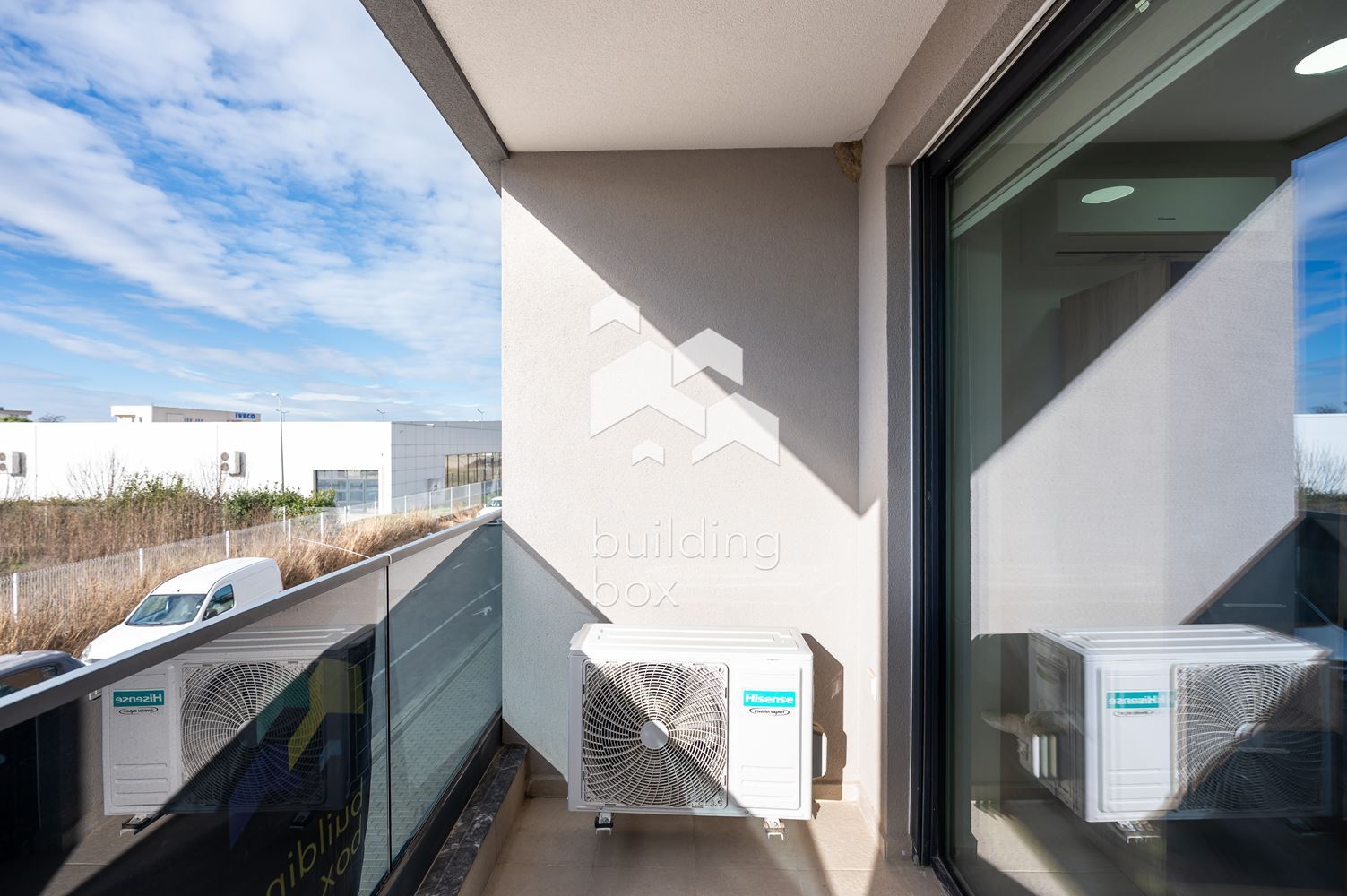 Двустаен апартамент в Азалия Парк. - 0