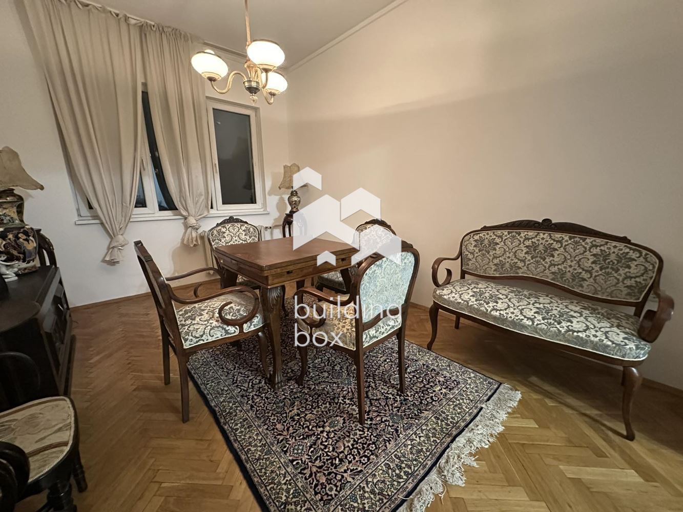 Тристаен апартамент на една от най - престижните локации - 0