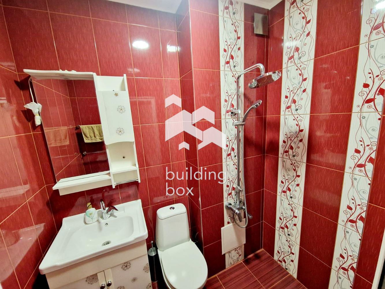 Просторен двустаен апартамент в Младост 1 - 0