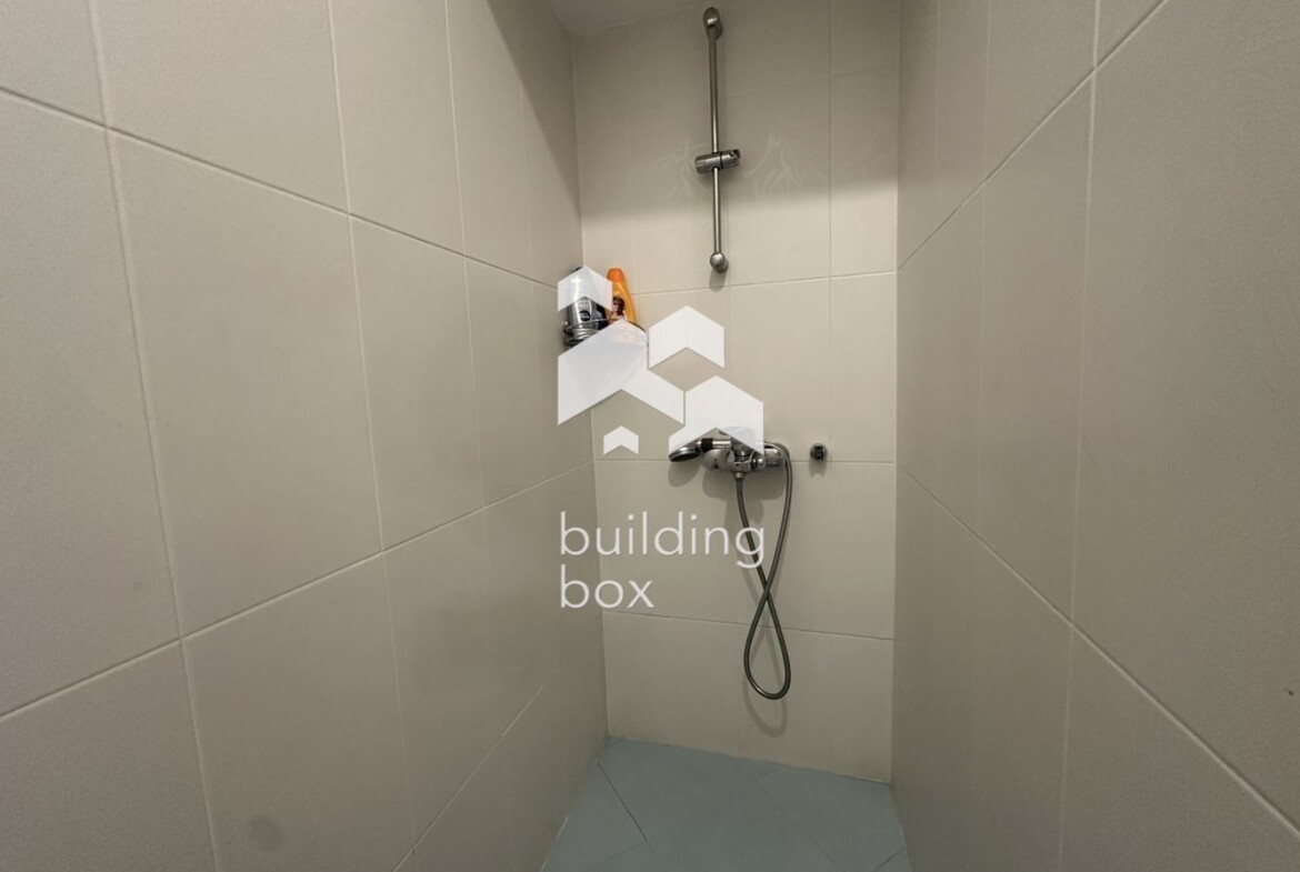 Тристаен апартамент на една от най - престижните локации - 0