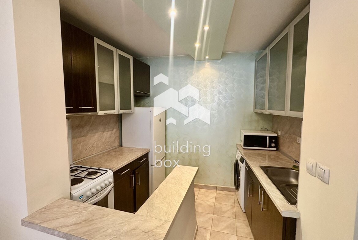 Двустаен апартамент в кв. Редута - 0