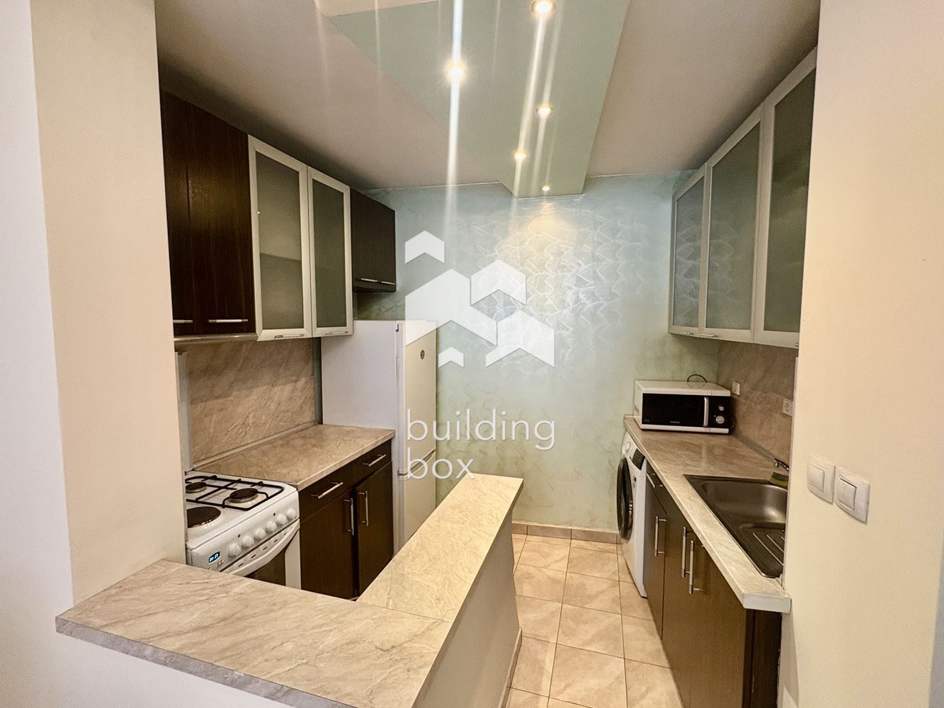 Двустаен апартамент в кв. Редута - 0