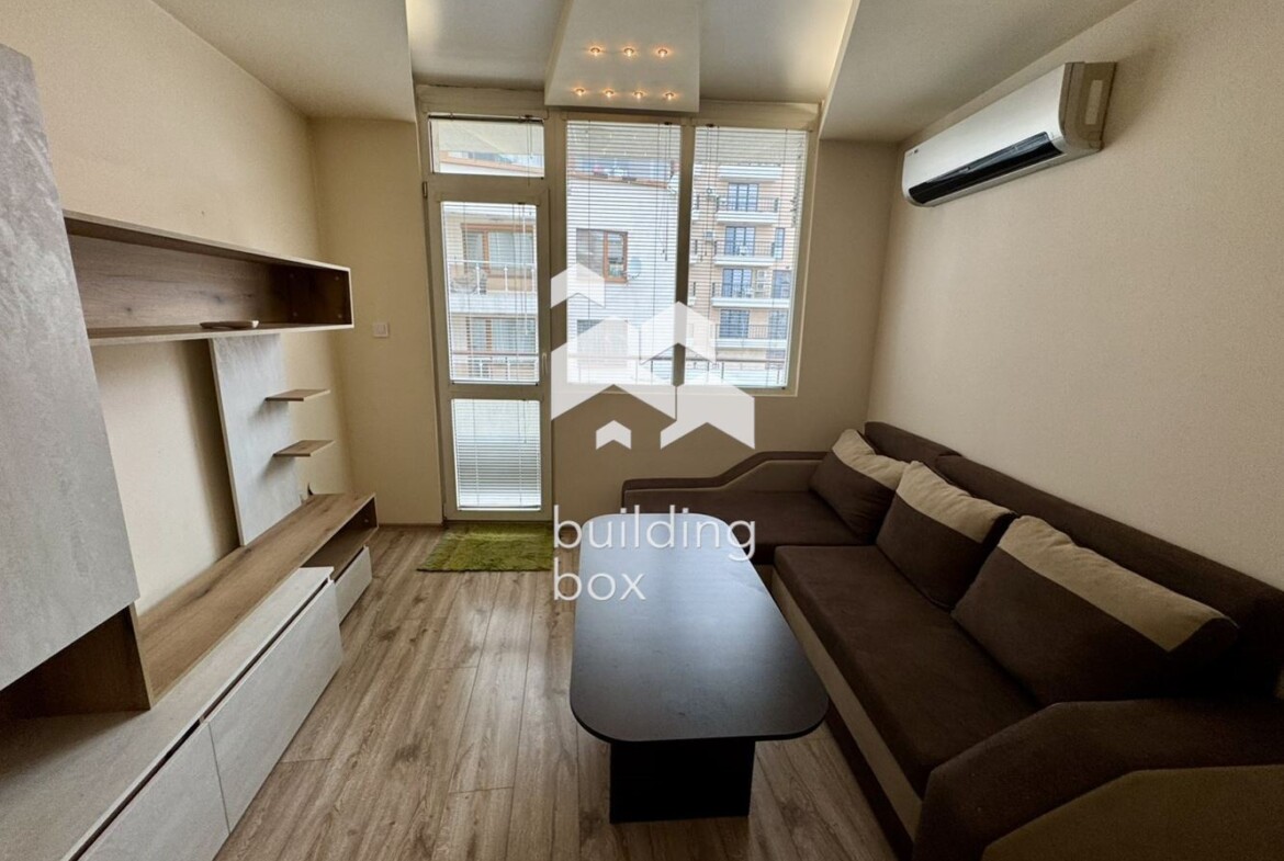 Двустаен апартамент в кв. Редута - 0