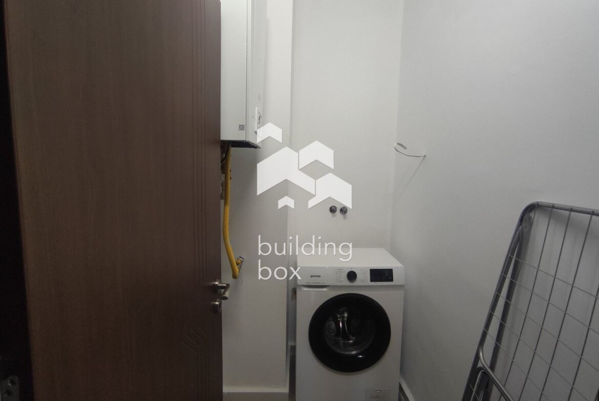 Изключително просторен и модерен тристаен апартамент в кв. Драгалевци - 0