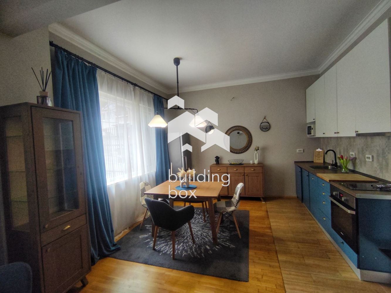 Тристаен апартамент в най-живописната част на кв.Лозенец - 0