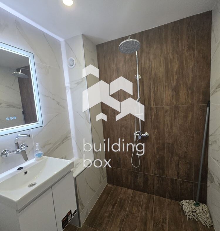 Апартамент с 200€ / м2 под средната цена в района! Панорамна гледка! - 0