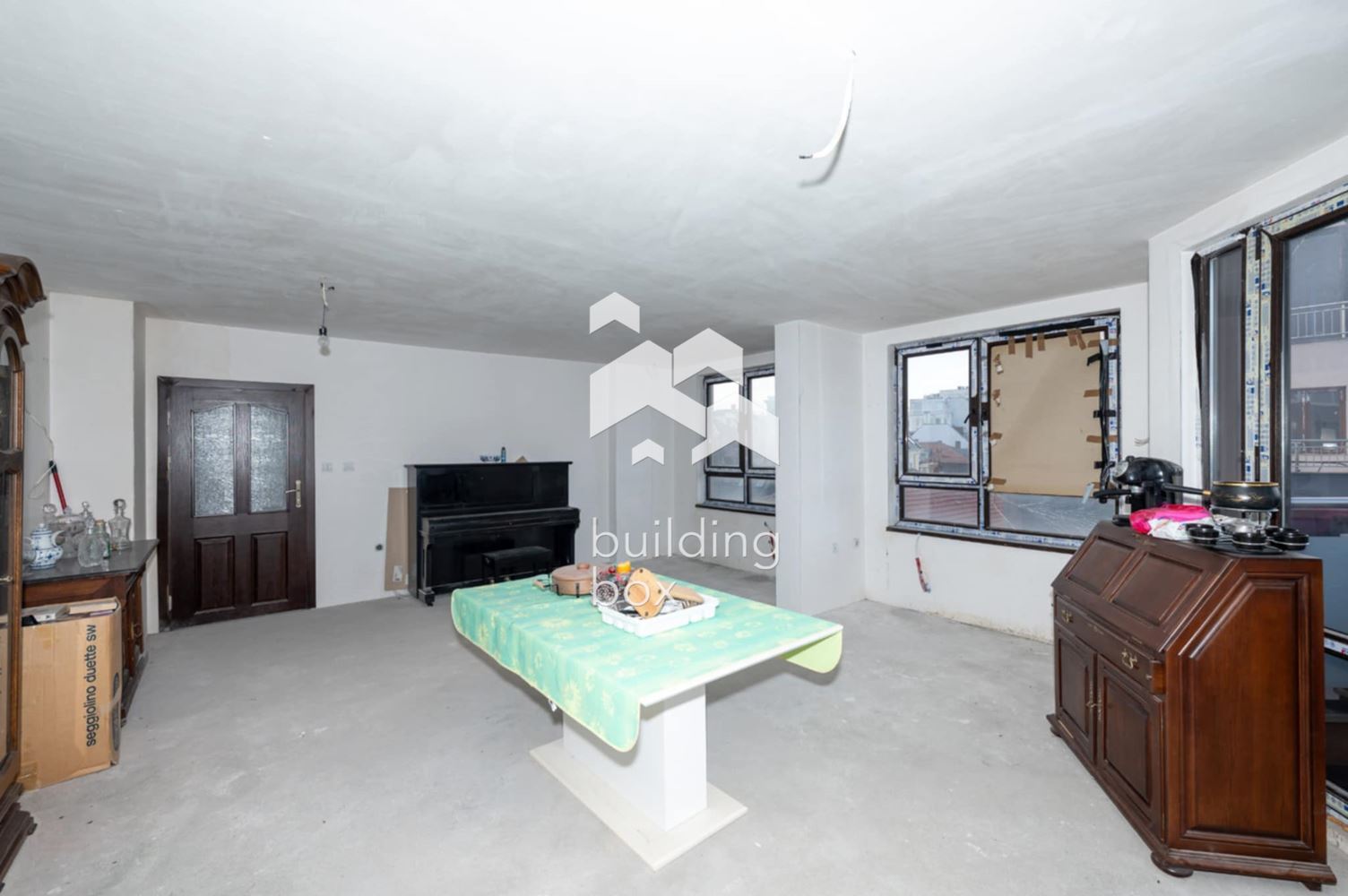 Четиристаен апартамент на идеален център - гр. Пловдив - 0