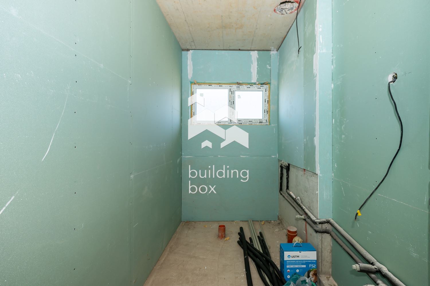 Едноетажна къща със страхотна панорама в Марково - 0