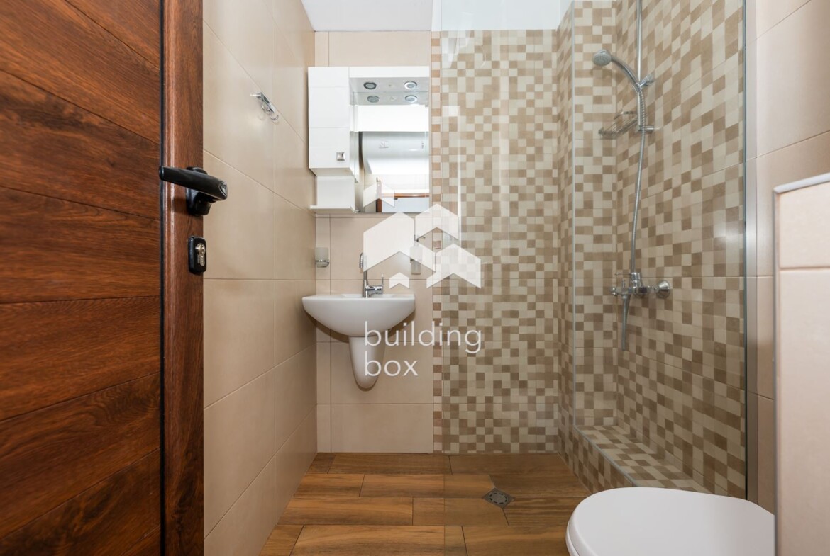 Двустаен обзаведен апартамент - кв. "Христо Смирненски" - 0