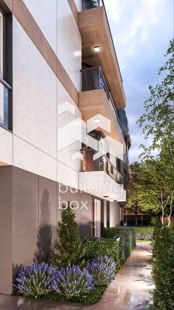 Тристаен апартамент с просторен двор в бутикова сграда – кв. Левски