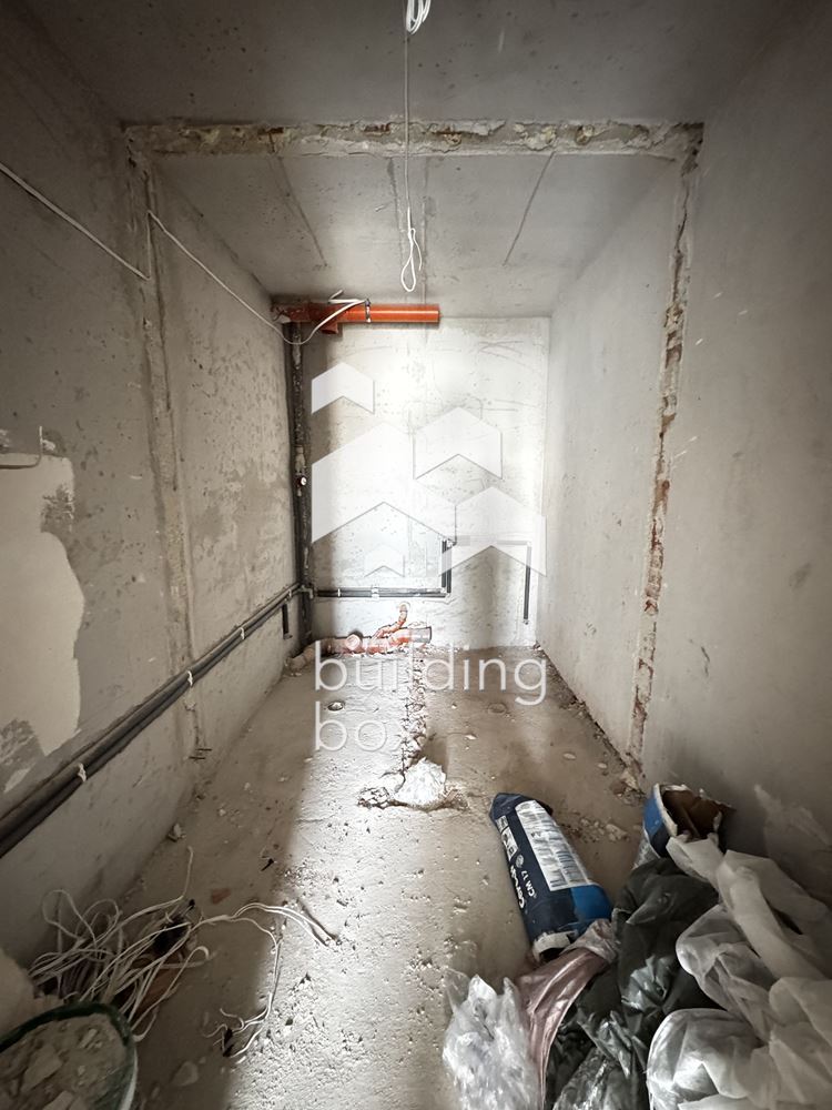 171м2 Тристаен апартамент в кв. Дружба 1 за 307 000 Е - 0