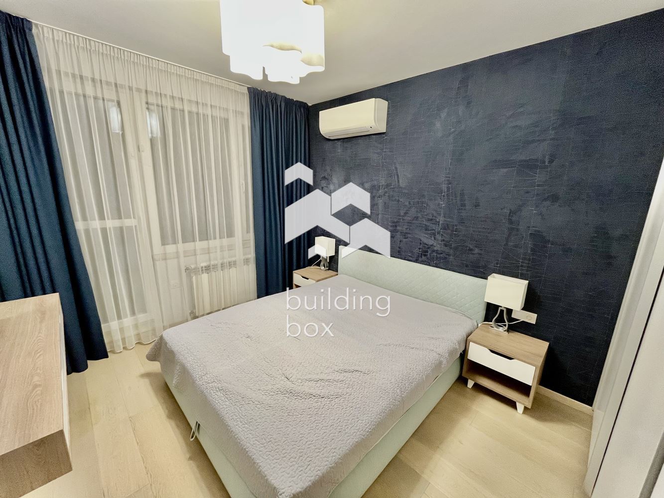 Тристаен, модерно обзаведен апартамент в престижна сграда на ул. Нишава - 0