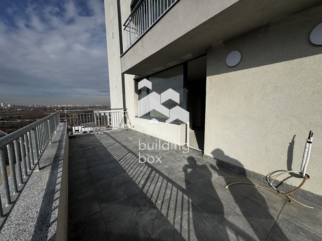 Тристаен апартамент в кв. Дружба 1 - 0