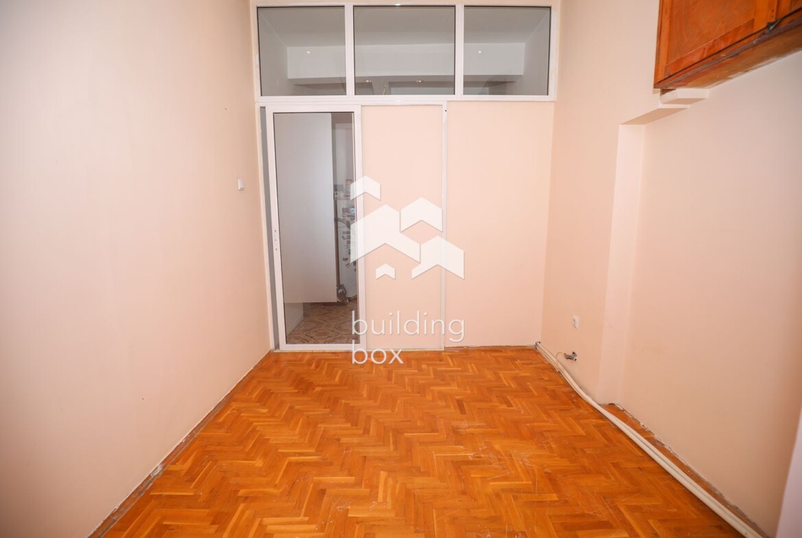 Тристаен апартамент - Център - 0