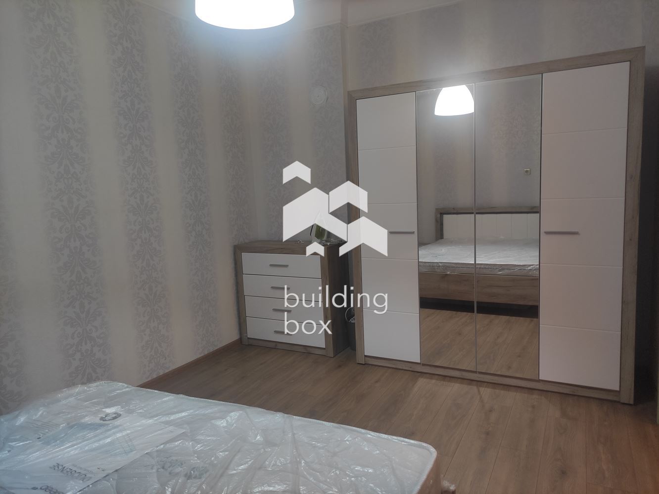 Двустаен апартамент до НДК - 0