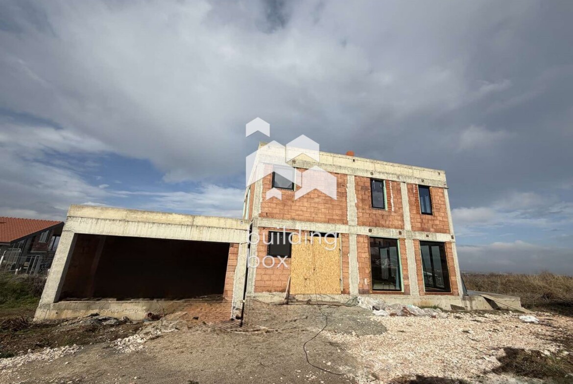 Къща - с. Марково - 0