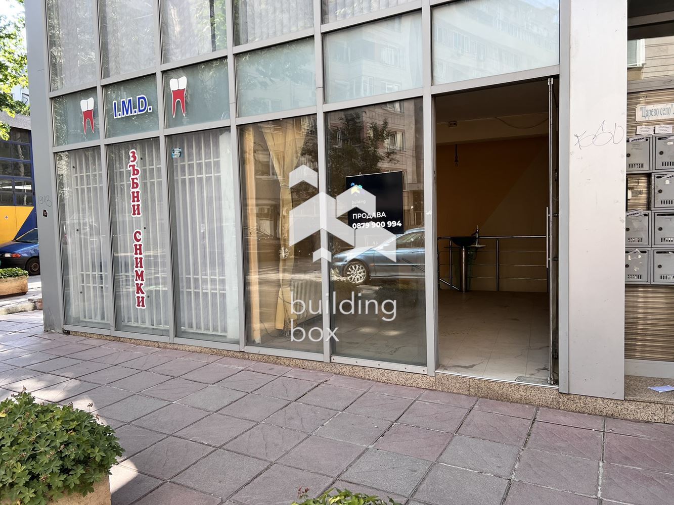 Търговско помещение на две нива - 0