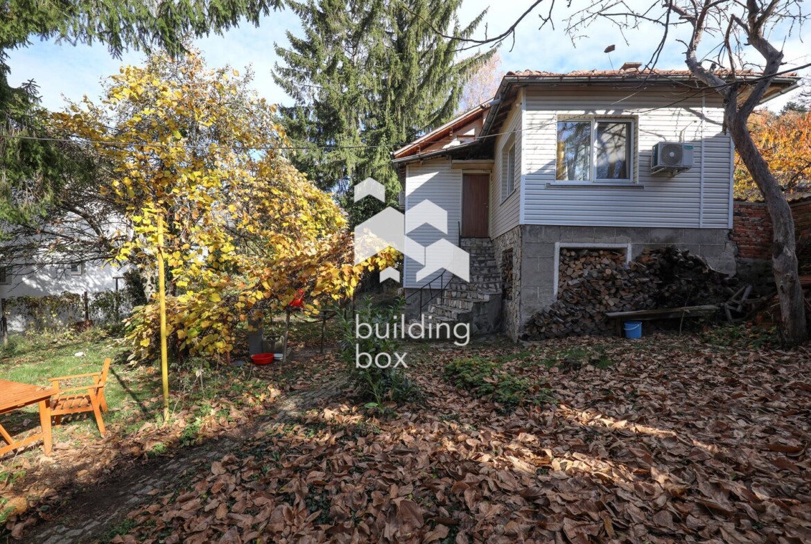 Къща в с. Владая - 0