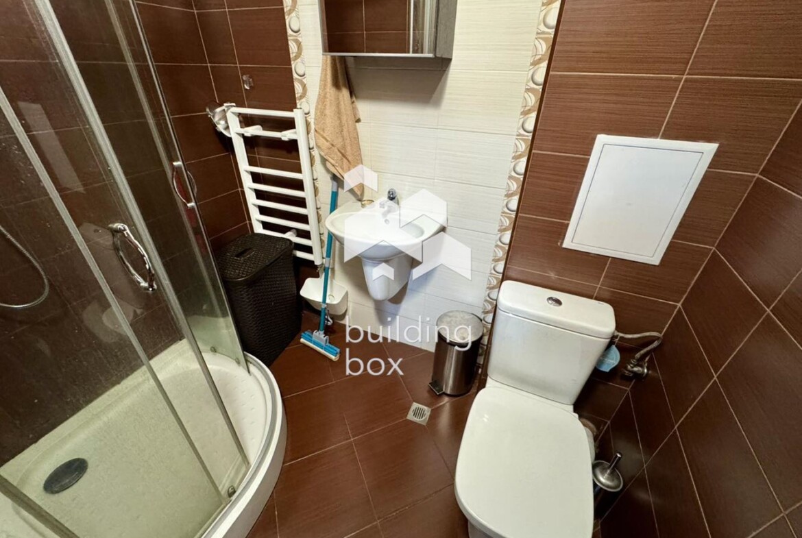 Двустаен апартамент в Банишора - 0