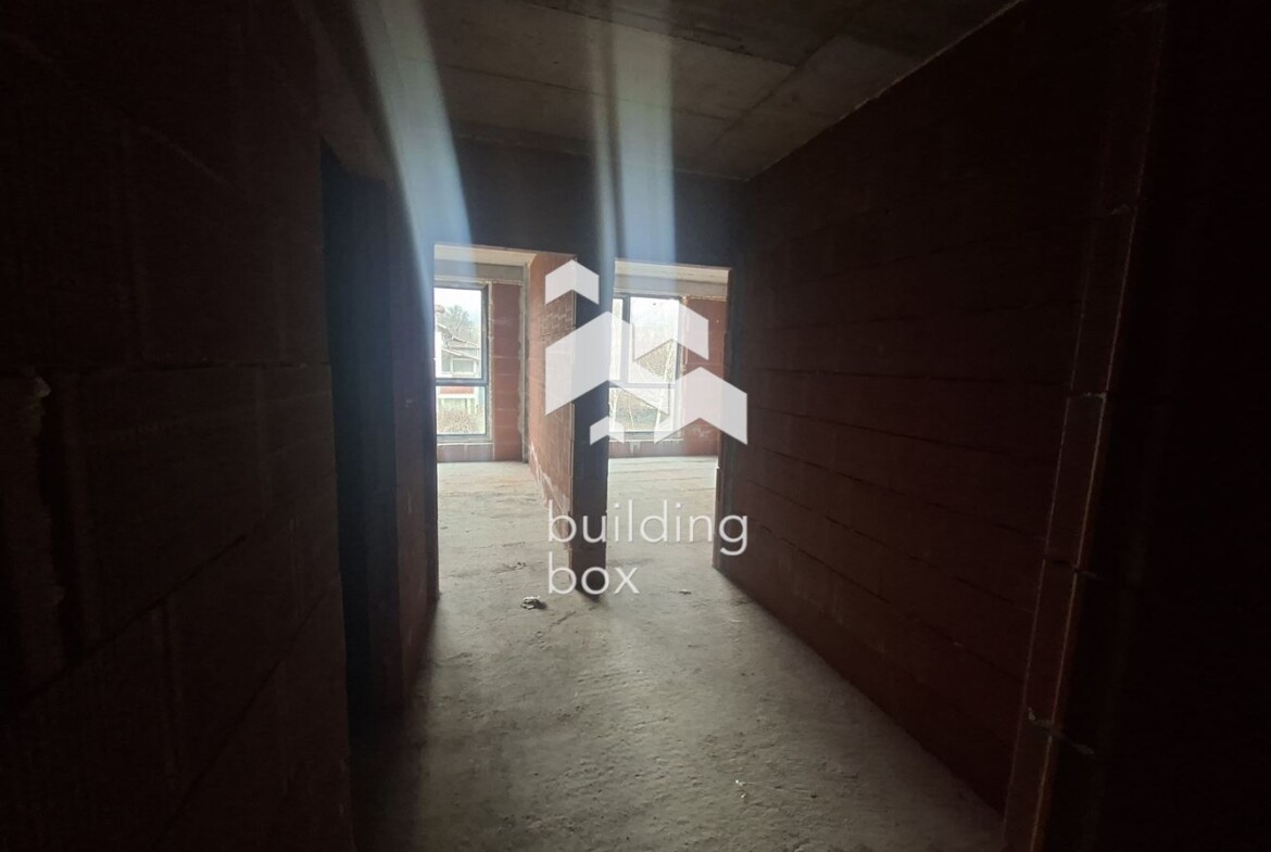 Продава тристаен апартамент в Бояна - 0