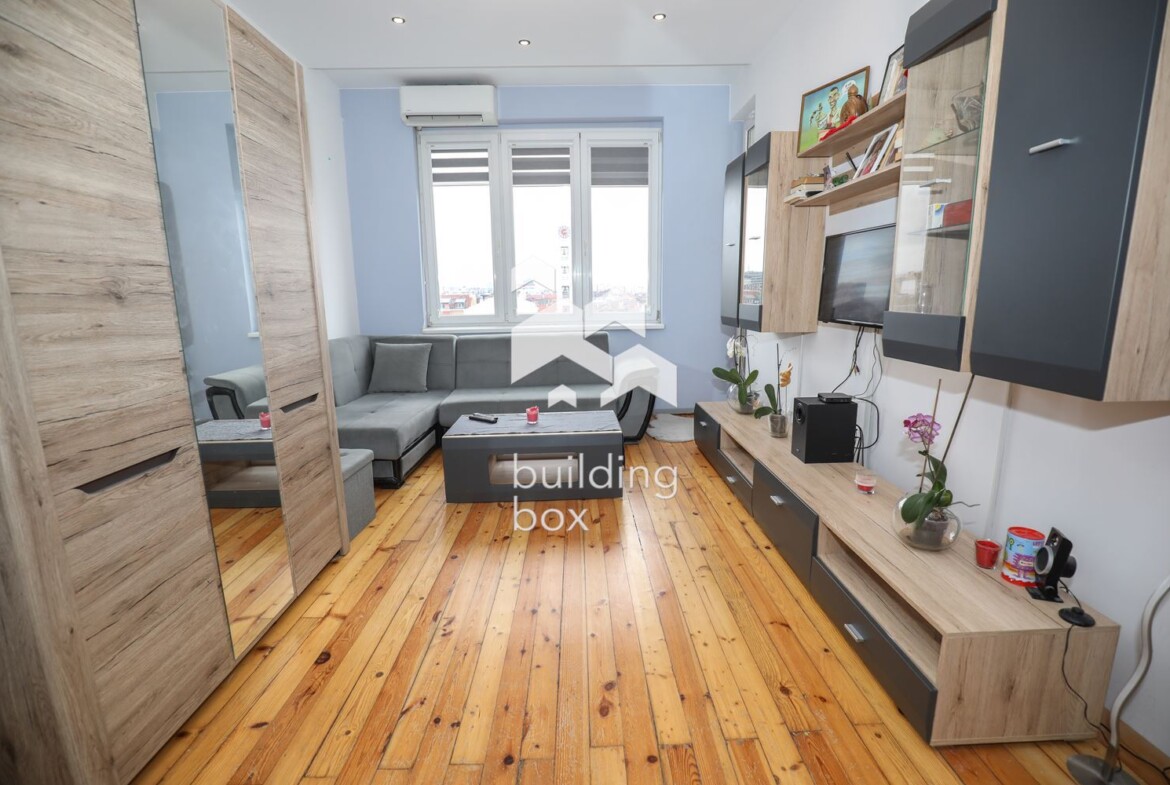 Тристаен апартамент - Център - 0