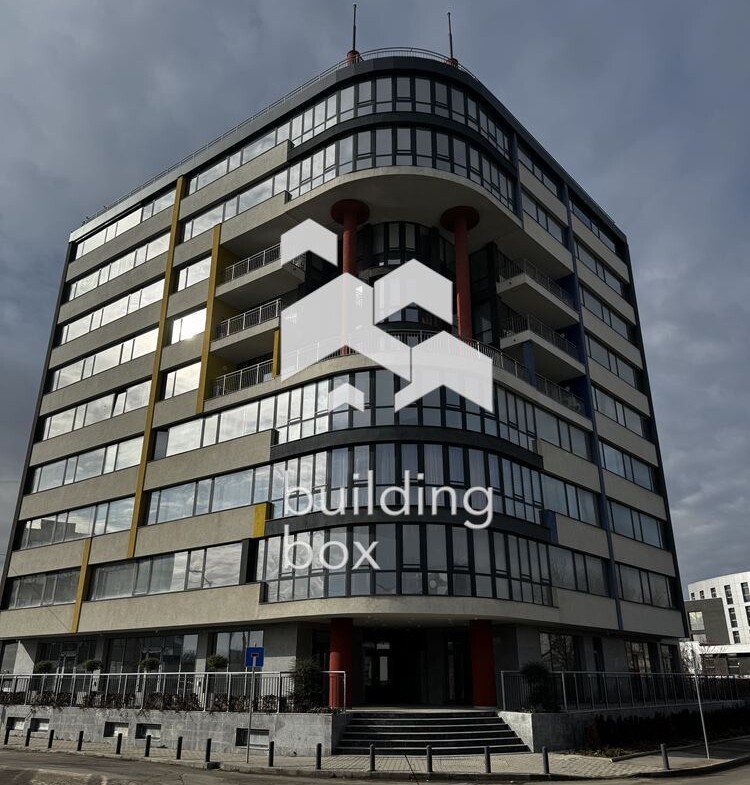 171м2 Тристаен апартамент в кв. Дружба 1 за 307 000 Е - 0