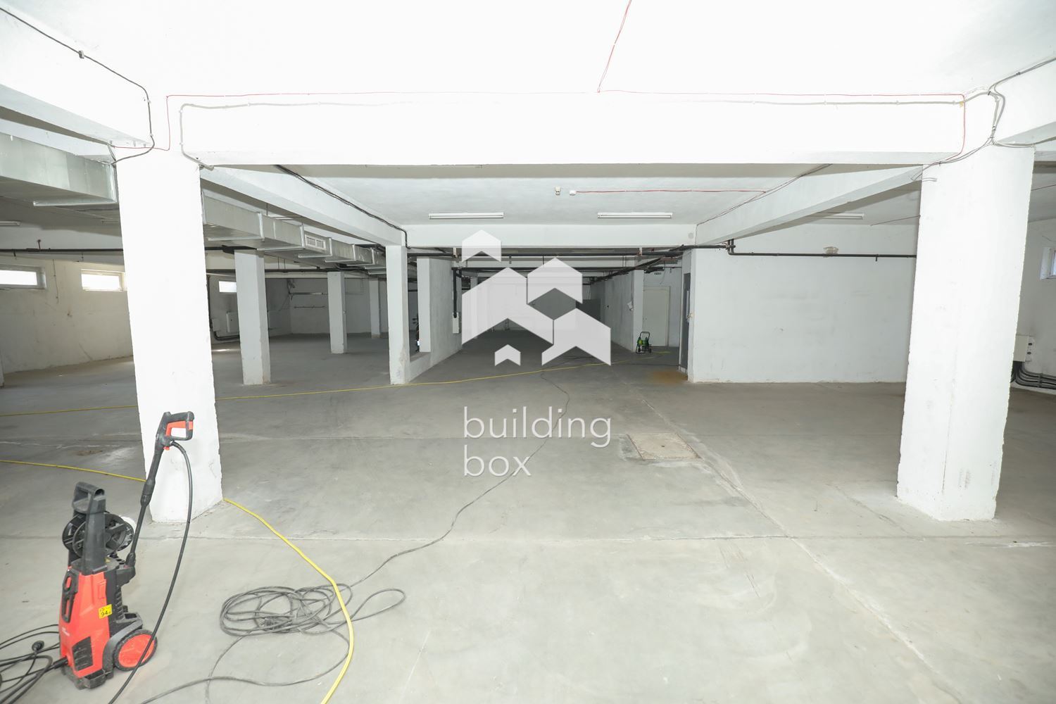 Луксозна Офис Сграда на Околовръстен Път - 0