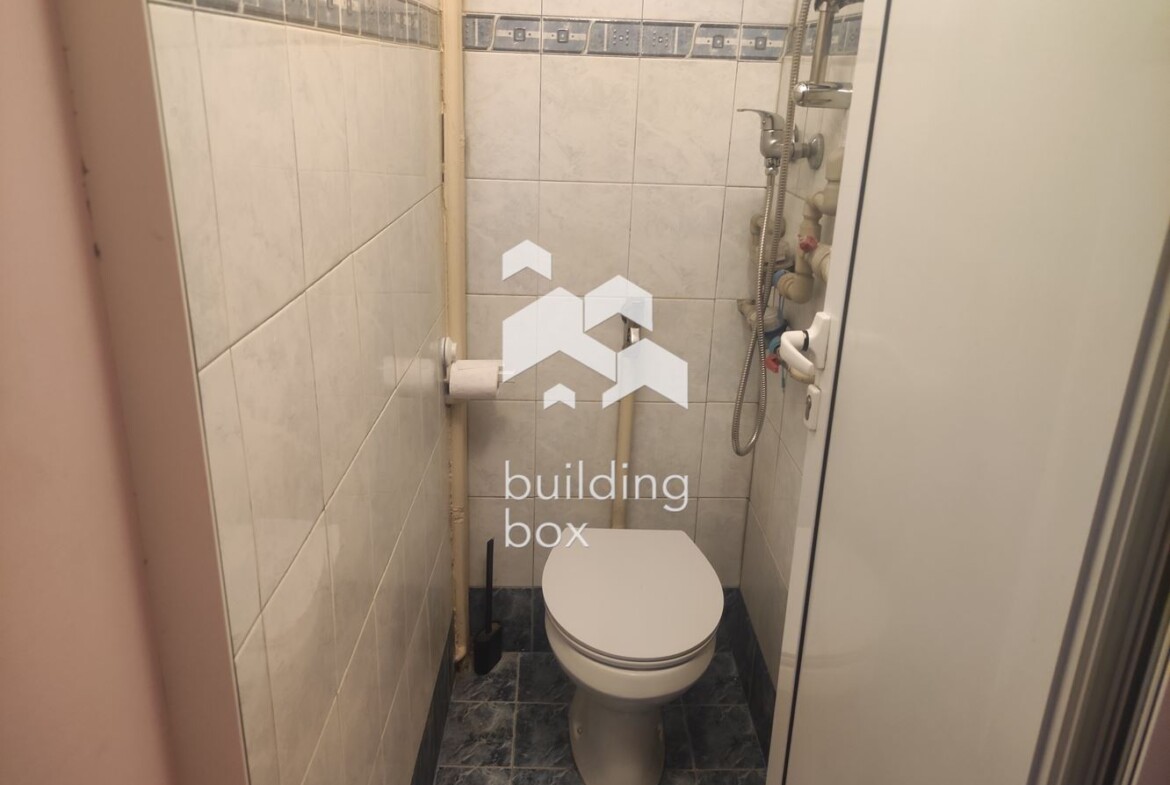 Двустаен апартамент до НДК - 0