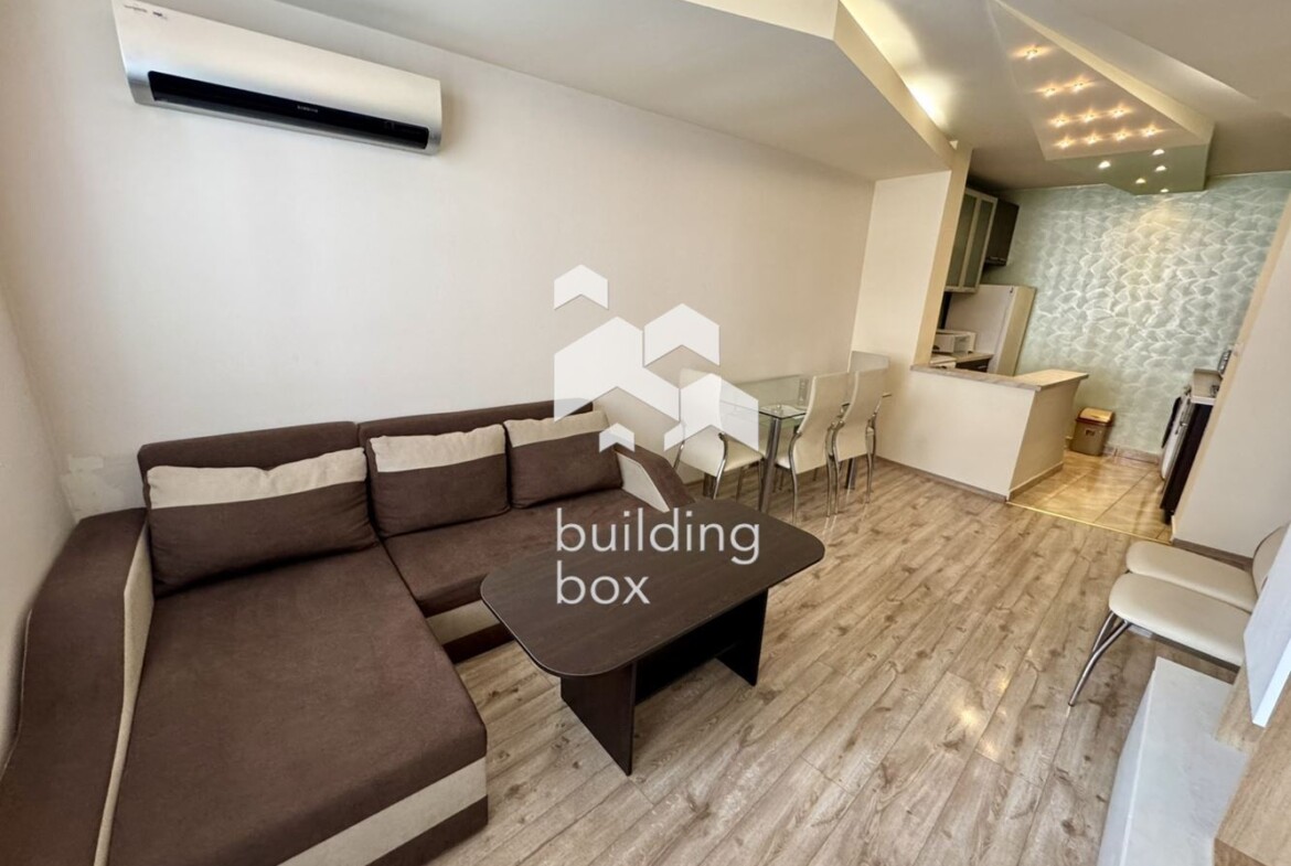 Двустаен апартамент в кв. Редута - 0